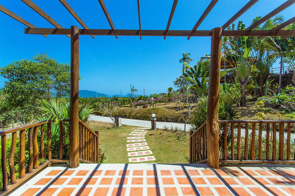 Chalong Chalet Resort אתר נופש צ'אלונג